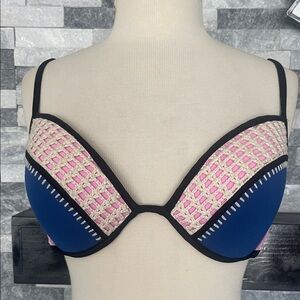 Victoria Secret The Fabulous Underwire Lined Bikini  Only Top Size 34DD